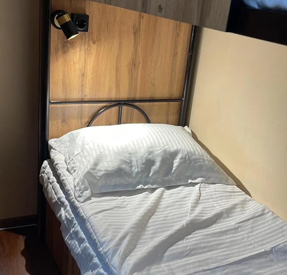 Hostel 9 Αλμάτι