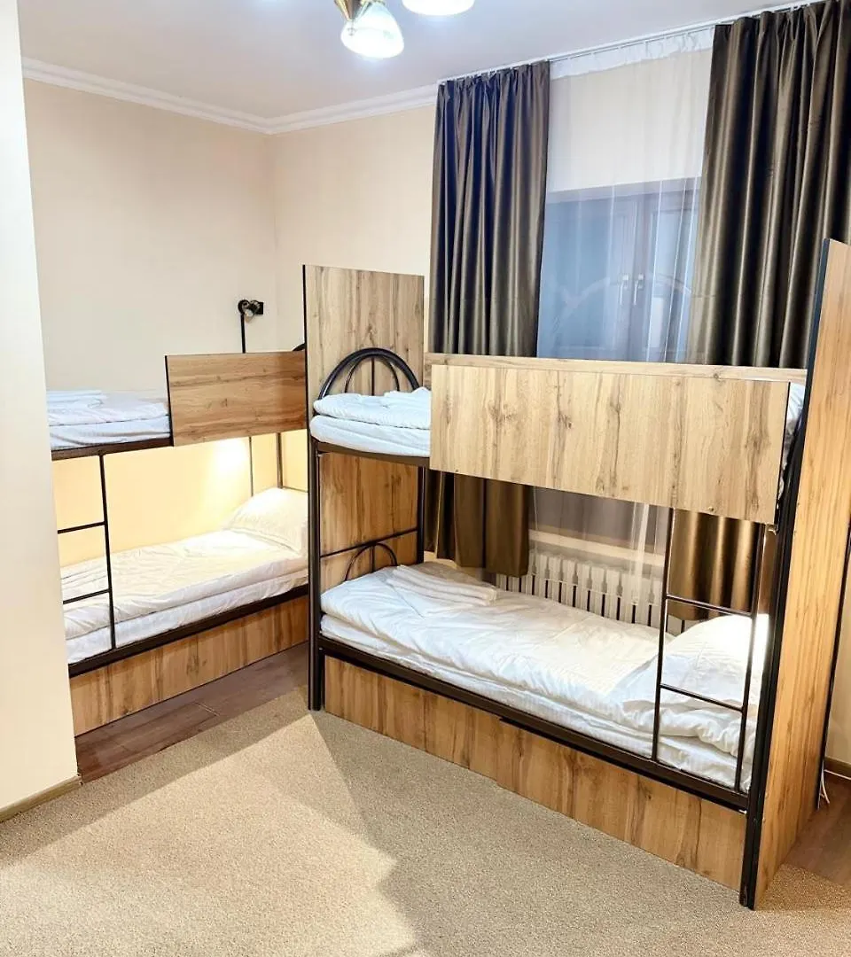 Hostel 9 Αλμάτι